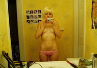 Random Pics Of Nude Emo Chicks 13