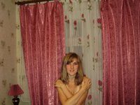 Russian amateur slut nude at home