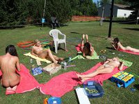 Two amateur GFs sunbathing nude