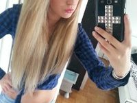 Teenage amateur blonde making selfie