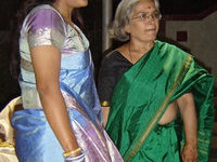 Indian MILF Rahee D. - Mature Desi wife from Mumbai - 08