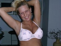 blond hot housewife sexlife