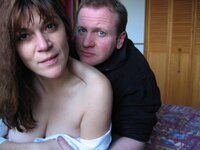 Mature mom is happy with younger lover