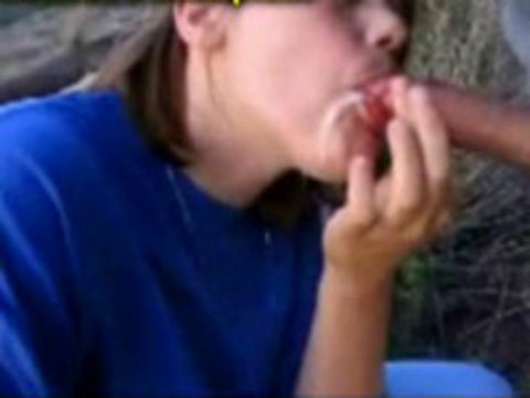 Play 'Amazing blowjob outdoors on camping'