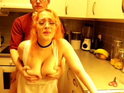 Play 'I had sex with my busty girlfriend in the kitchen and cum on her face'