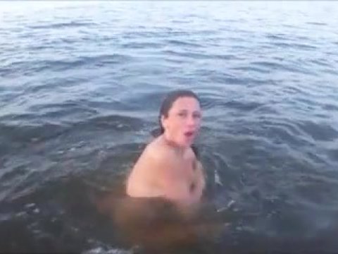 Play 'Blowjob from MILF in the river'