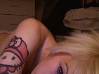 Tattooed And Pierced Cutie Shows Her Juggs