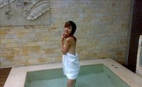 Bf Takes Pics Of His Gf Sneaking Around The Hotel Spa Early Morning