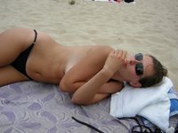 Anzy Topless On The Beach And Spreading It In The Room