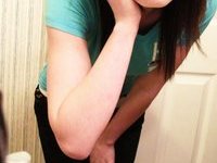 Emo Babe Looking Hot In Sexy Self Shots