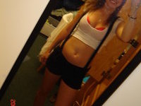 Hot Young Chick And Her Self Pics