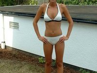 Skinny chick in bikini