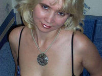 Russian amateur MILF posing nude