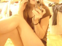 Self shooting babe