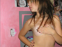 Teen babe with tight bod