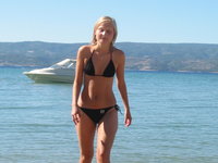 Solo blonde babe