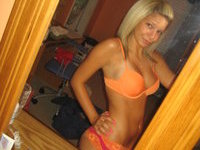 Blonde Alie stripping