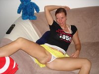 Tattooed dude gets BJ
