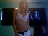 Hot blonde webcam babe