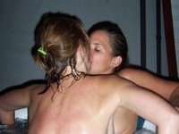 Lesbo babes licking