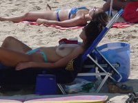 Naked beach amateur girls