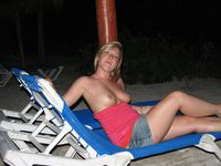 Outdoor tits flashing is my game