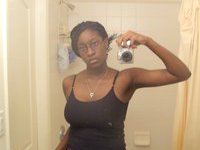 Black babe taking self pics