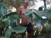 Russian amateur GF nude pics