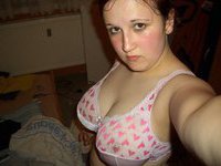 Busty amateur GF loves posing nude on cam