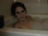 Amateur slut nude in bath