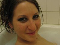 Amateur slut nude in bath