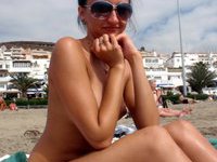 Amateur gf sunbathing nude