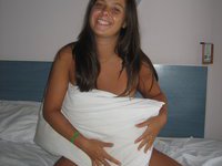 Amateur teen nude in her room
