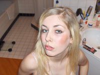 Very sexy blonde amateur girl