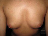 Amateur wife posing nude on cam
