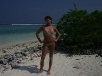 Amateur wife sunbathing nude