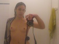 Nerdy amateur slut naked