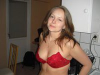 Young amateur wife nude in bath