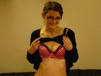Nerdy amateur girl nude at home