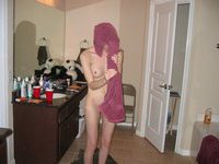Amateur wife posing nude