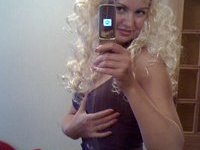 Self pics from sexy blonde MILF