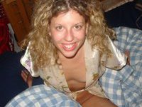 curly amateur wife