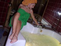 Russian amateur girl nude in bath