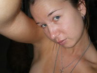 Cute amateur wife love posing nude