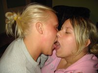 Amateur threesome with two amateur girl