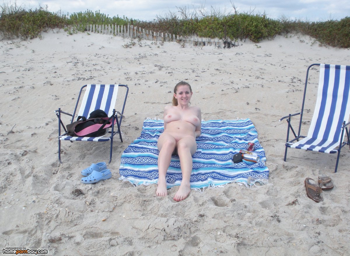 https://m.homepornbay.com/album/my-gf-sunbathing-naked