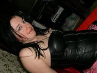 Busty amateur GF in sexy leather corset