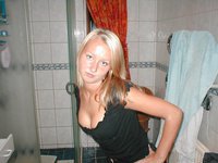 Sexy amateur blonde GF