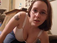 Busty amateur wife exposing her tits