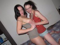 Two amateur lesbian GFs